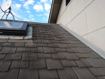 急勾配屋根,スレート屋根,劣化塗膜