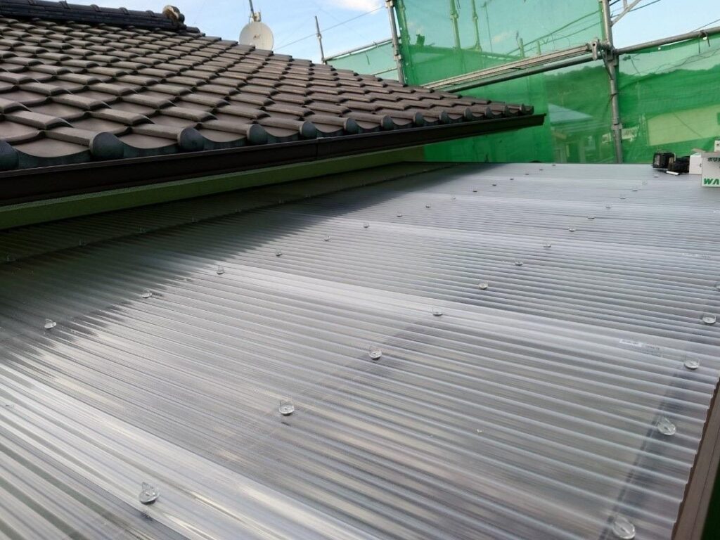 ベランダの波板を張替えました。