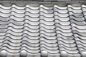 瓦屋根の雨漏りが起こる主な原因